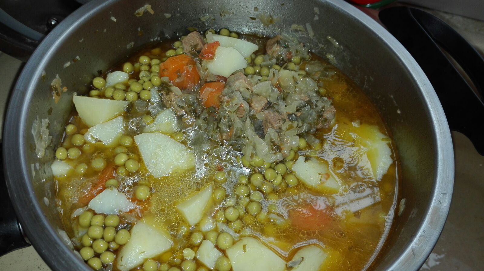 Ragout d'agneau aux petits pois